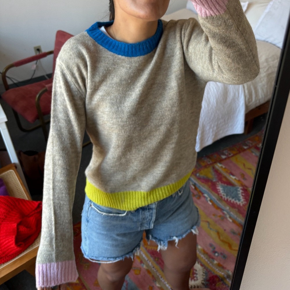 Dr. bloom color blocked beige sweater